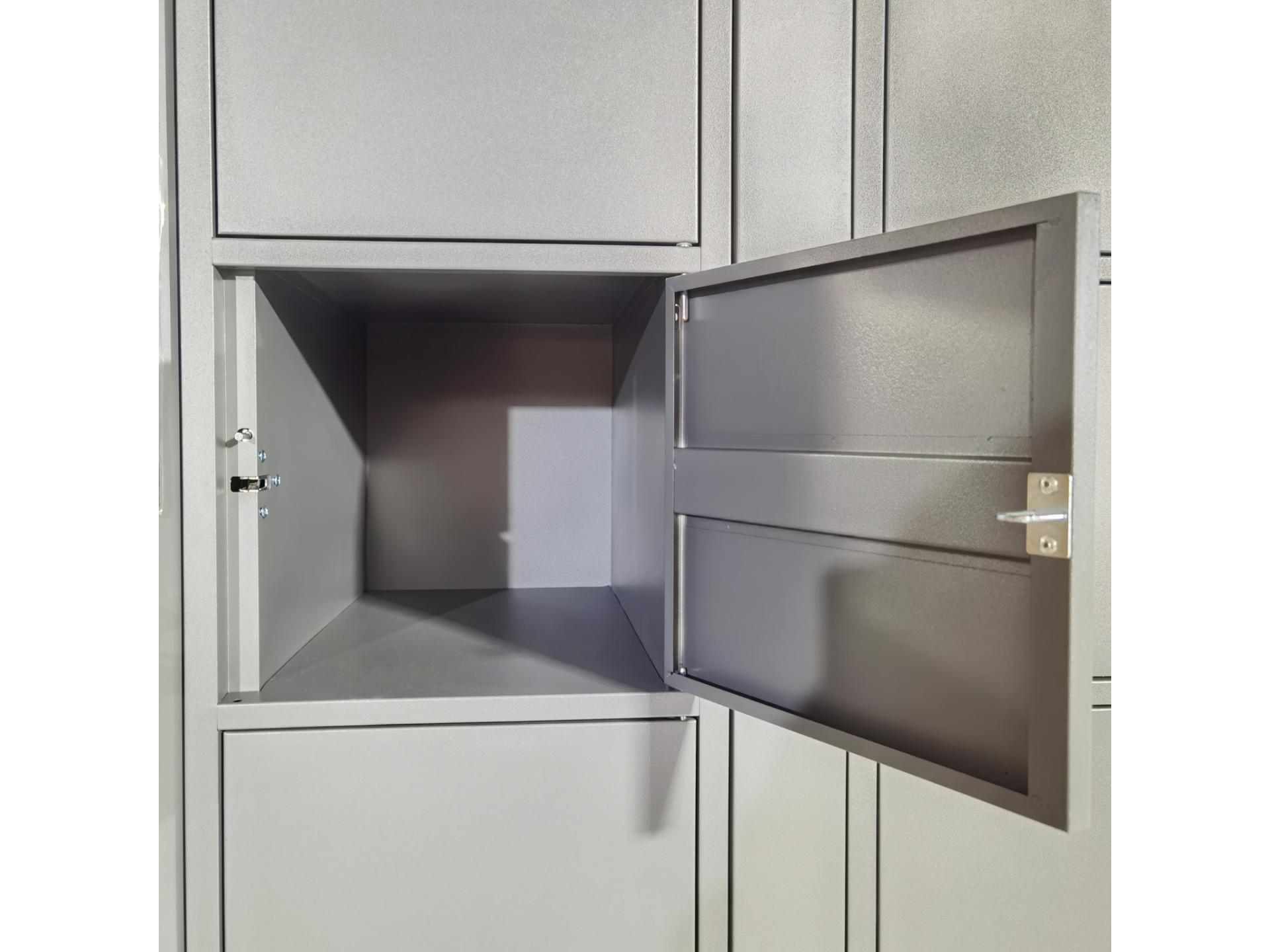 smart locker for luggage or bags