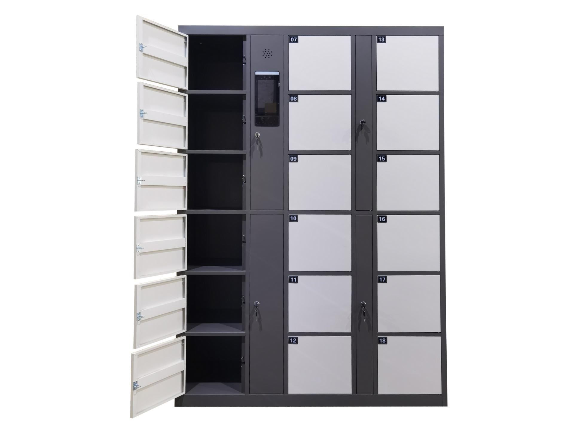 smart storage locker for bags